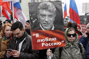 Rusia: Marşuri ale opoziţiei la Moscova şi Sankt-Petersburg contra lui Putin şi în memoria lui Nemţov