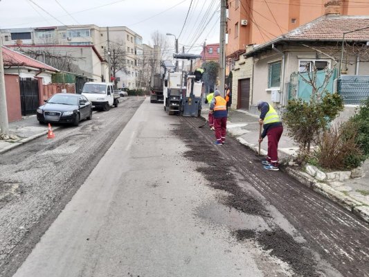 Continuă lucrările de modernizare a carosabilului în cartierul Faleză Nord
