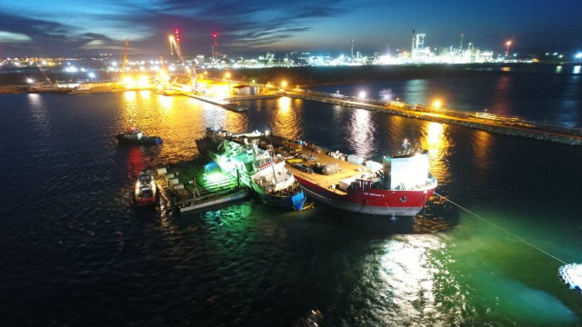 Încărcătura navei Queen Hind a fost descărcată și trimisă la neutralizare