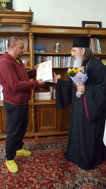 Salvatorul de pe lacul Tăbăcărie, RECOMPENSAT de Arhiepiscopie