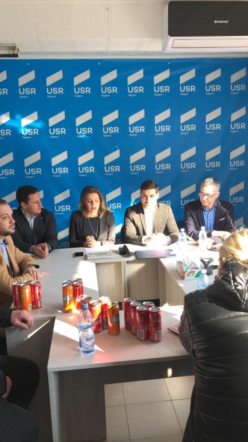 USR respinge propunerea UDMR de dublare a sumei de finanțare a presei