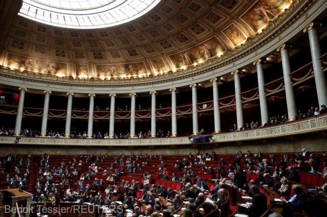 Deputaţii francezi au adoptat a doua componentă a controversatului proiect de reformă a pensiilor