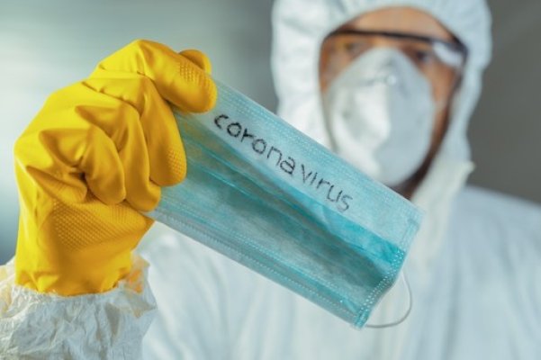 Coronavirus: Turcia plasează în carantină peste 10.000 de pelerini care au vizitat Mecca