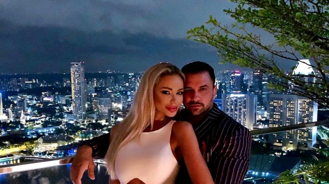 Bianca Drăgușanu a izbucnit în lacrimi la tv, chiar de ziua ei. Relația cu Alex Bodi este tot mai tensionată. „Dacă eram fericită, veneam și dansam”