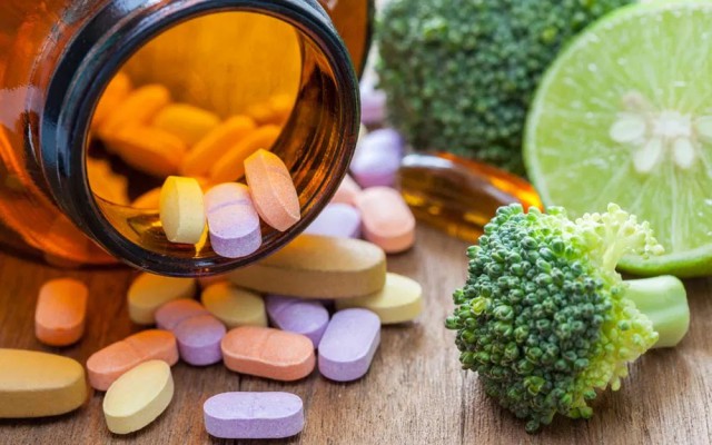 BNS solicită Guvernului să ia în calcul îngheţarea temporară a preţurilor la alimente şi medicamente