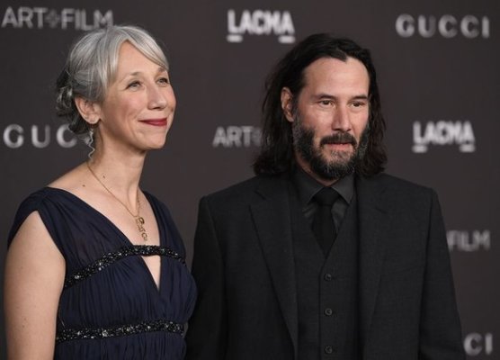 Iubita lui Keanu Reeves, primul interviu de când relaţia lor a devenit publică: „Absolut toată lumea pe care o cunosc m-a sunat să mă întrebe despre el!“