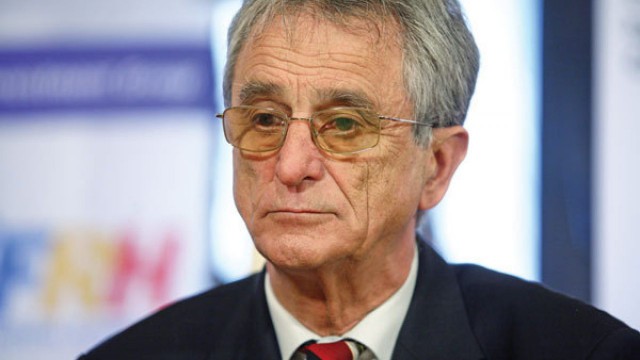 Intervenţia chirurgicală la care a fost supus Cristian Gaţu, o reuşită