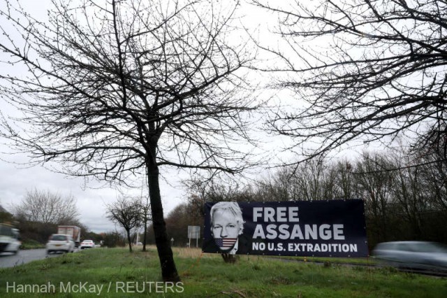 Coronavirus: Avocaţii cer eliberarea lui Assange pe cauţiune, argumentând că închisorile sunt „epicentre“ de COVID-19