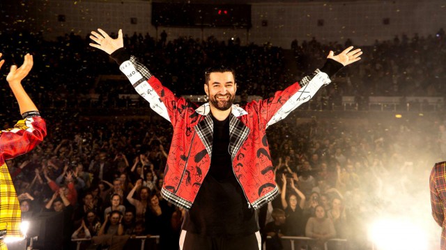 Smiley face bani de la 15 ani: „Luam cam un milion de lei vechi pe un instrumental pentru diverse trupe”