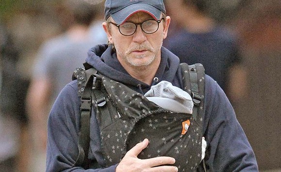 Daniel Craig a luat o decizie surprinzătoare! Îşi dezmoşteneşte cei doi copii