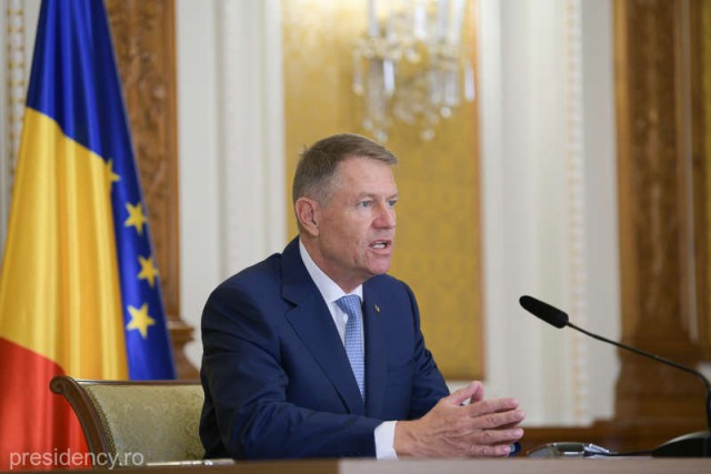 Iohannis, ministrului Sănătăţii: Facilitaţi pentru medici să poată acorda consultaţii la distanţă