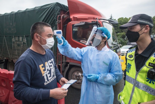 Coronavirus: China raportează 67 de noi cazuri, niciunul din vechiul epicentru de la Wuhan
