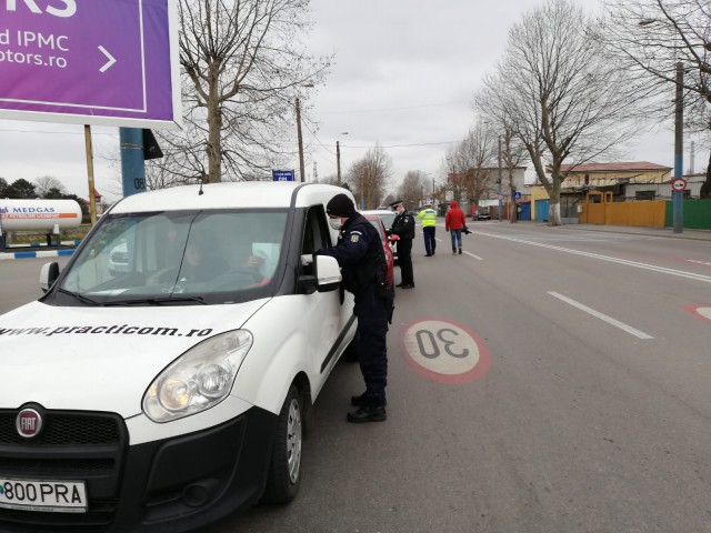 RAZII în traficul din Constanţa pentru verificarea măsurilor impuse de Ordonanţa Militară. VIDEO