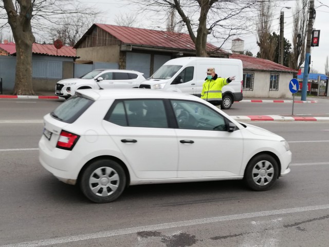 PERICOL PUBLIC: Iată ce ALCOOLEMIE avea un şofer care a provocat un ACCIDENT RUTIER