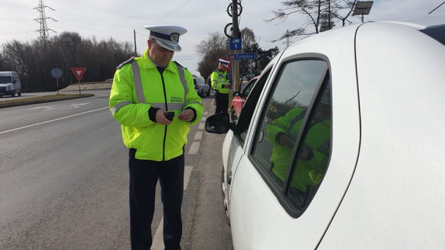 Plouă cu sancțiuni: 17 dosare penale pentru zădărnicirea combaterii bolilor
