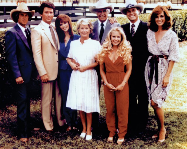 „Lucy Ewing“ din serialul „Dallas“ e de nerecunoscut astăzi. Actriţa Charlene Tilton, o viaţă marcată de drame şi alcool