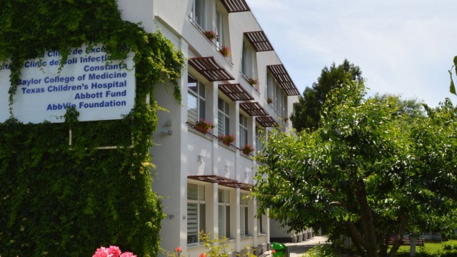 Fundaţia Baylor Marea Neagră îşi mută activitatea...online