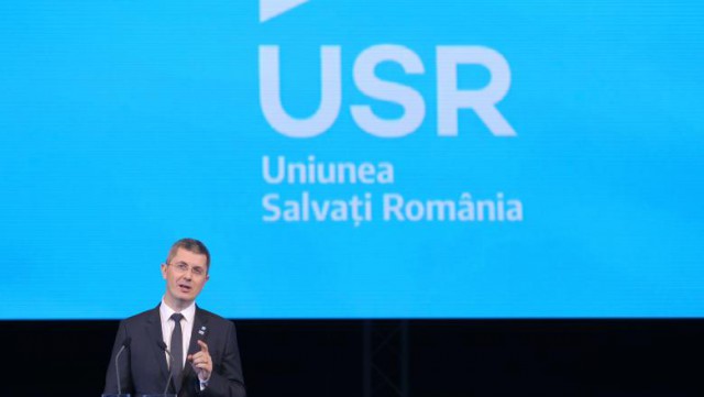 USR cere autorităţilor locale să rectifice bugetele, direcţionând banii pentru festivaluri către sistemul de sănătate