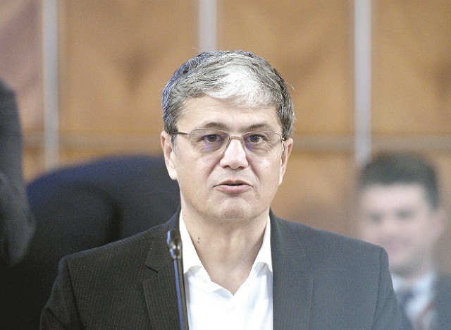 Boloş: Stimulentul medical va fi plătit unui număr de 75.000 de beneficiari