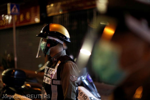 Coronavirus: 200.000 de măşti de protecţie destinate Germaniei, „confiscate“ la Bangkok