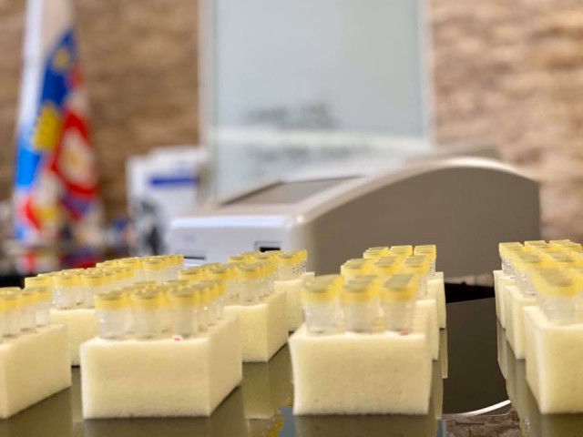 Decebal Făgădău, viceprimarii Babu şi Răsăuţeanu au donat aparate şi kituri Spitalului de Boli Infecţioase