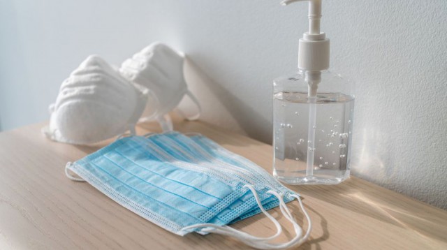 CNAS: Peste 1,1 milioane de măşti de protecţie vor fi distribuite medicilor de familie