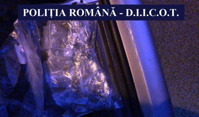 FLAGRANT într-un DOSAR de TRAFIC de DROGURI