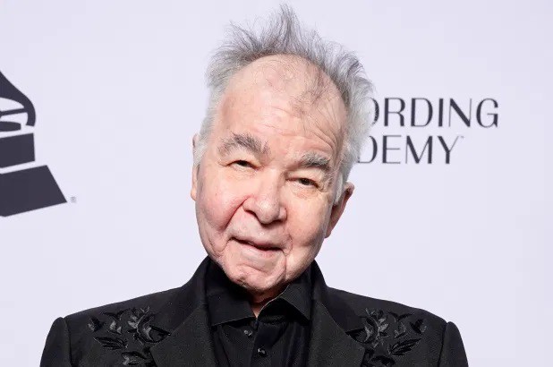 Cântăreţul folk american John Prine a murit la vârsta de 73 de ani
