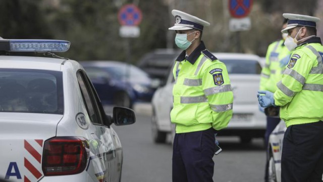 Recomandări ale poliţiştilor pentru perioada sărbătorilor