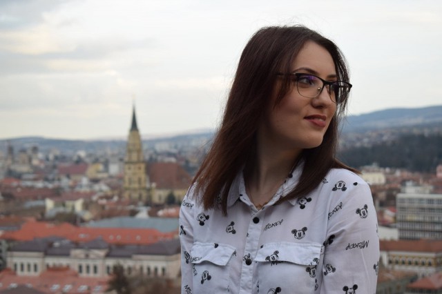 Studentă din Constanța, câștigătoarea unui concurs organizat de Parlamentul European