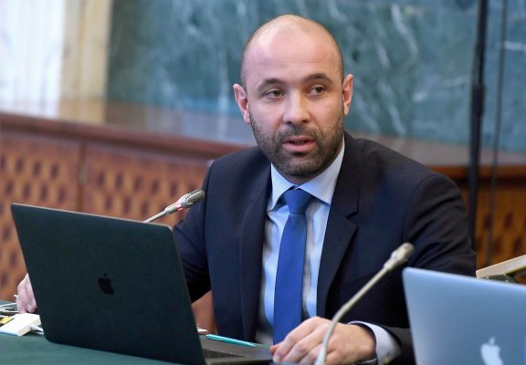 Sărmaş (ADR): Cetăţenii vor putea să depună solicitări online, semnate electronic, către toate instituţiile publice