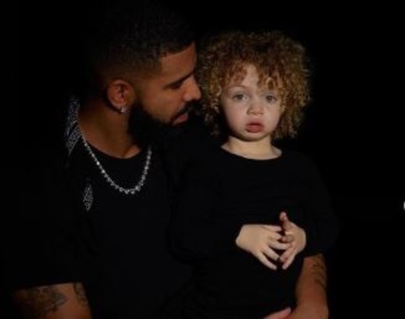 Drake și-a prezentat pentru prima oară fiul