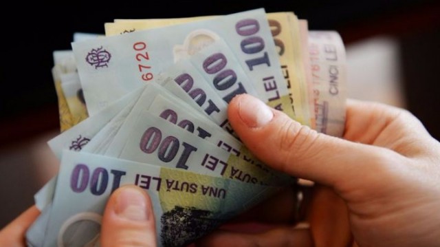 USR: Sesizarea pe legea care ar desfiinţa pensiile speciale a fost împinsă tocmai pe 6 mai