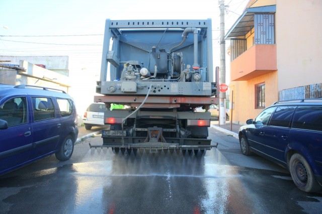 Continuă acțiunile de dezinfecție în municipiul Constanța