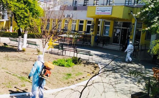 Continuă acțiunile de dezinfecție la Căminul pentru Persoane Vârstnice