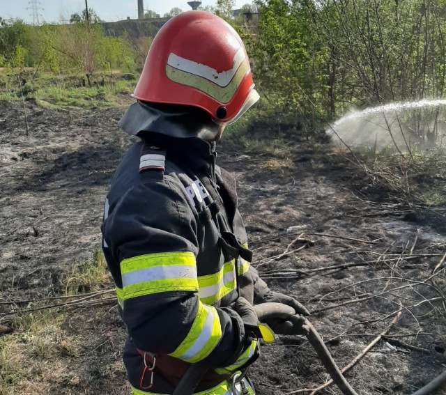 Incendiu cauciucuri în Cernavodă, zona ecluzei