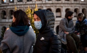 Italia ia în calcul noi măsuri pentru a evita o creştere a infecţiilor cu Covid în perioada sărbătorilor