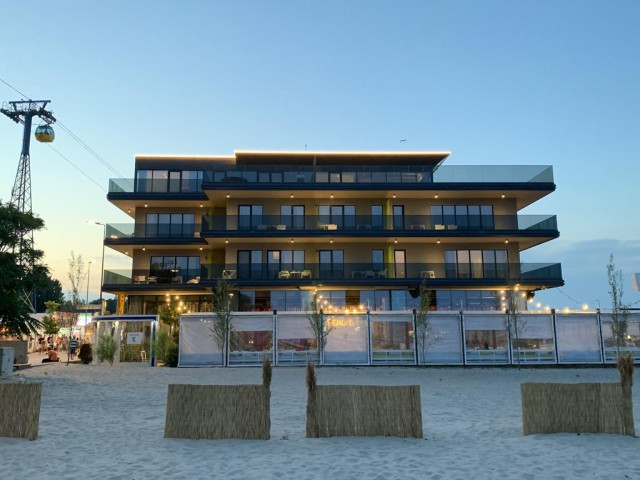 Hotelul Riva din Mamaia rămâne fără terenul de sub construcție