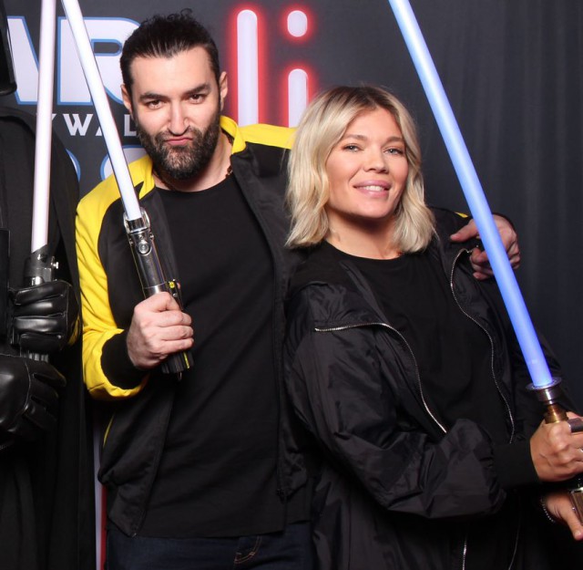 Prima fotografie în calitate de cuplu! Smiley şi Gina Pistol au publicat în sfârşit o imagine împreună după trei ani de relaţie