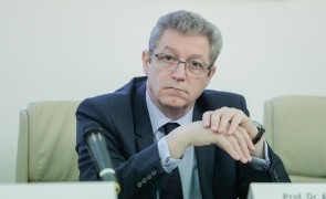 Adrian Streinu Cercel s-a VACCINAT anticoronavirus: Vaccinul este SUPERB