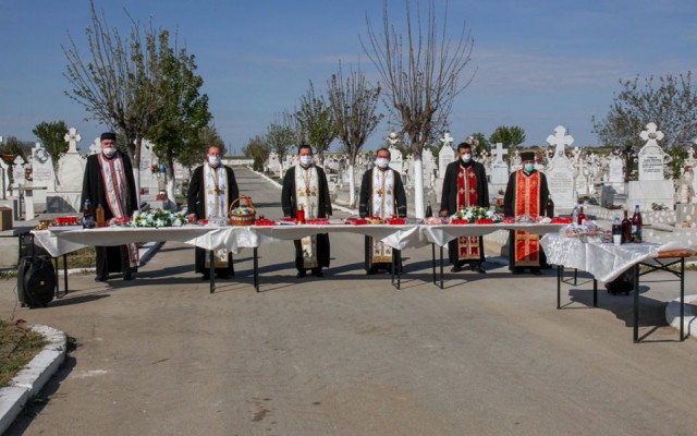 Primăria Ovidiu a venit în sprijinul locuitorilor, de Paştele Blajinilor