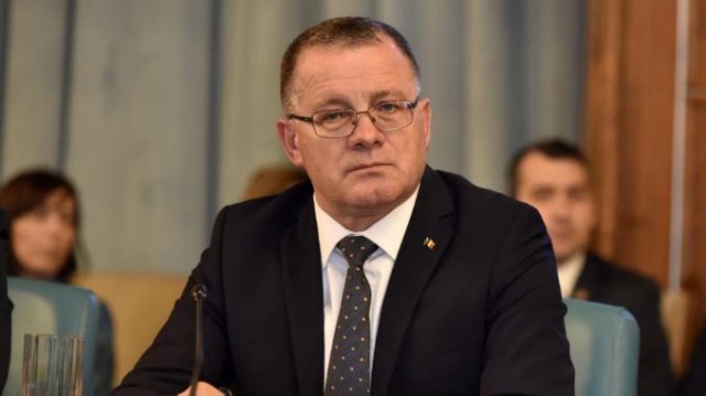 Senat: Moţiunea simplă împotriva ministrului Agriculturii, adoptată