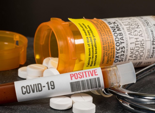 Cercetătorii au descoperit medicamentele care BLOCHEAZĂ infectarea cu coronavirus