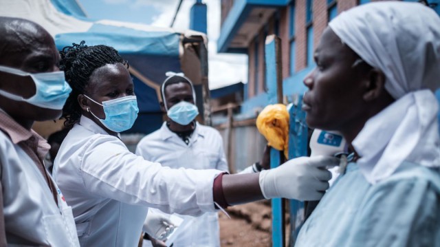 Coronavirus: Africa de Sud înregistrează cea mai mare creştere zilnică a infectărilor, în pofida măsurilor de carantină