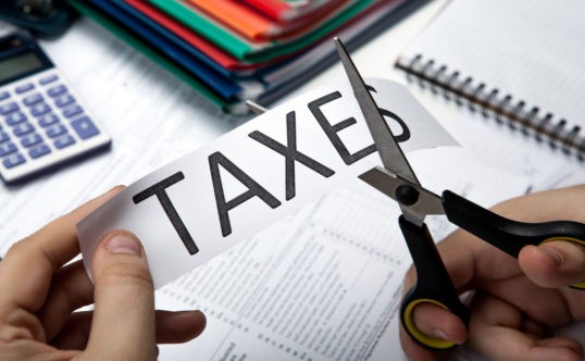România colectează din taxe și impozite mai puțin decât Bulgaria