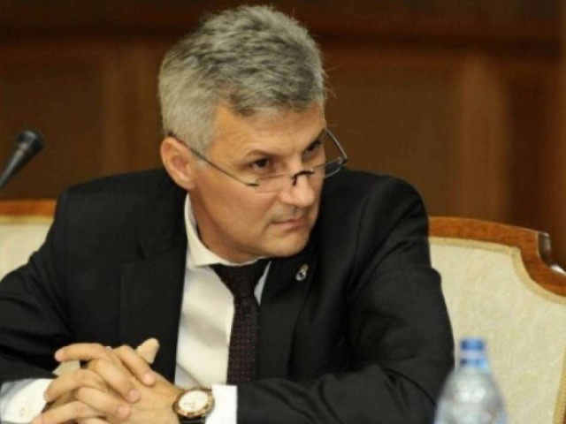 Zamfir (PSD): Îi cer public premierului Ludovic Orban să amâne liberalizarea preţurilor la utilităţi