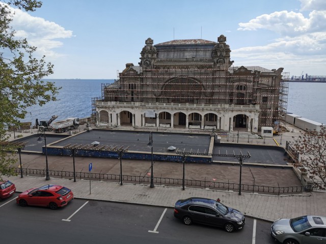 Comorile de la malul mării: Cazinoul din Constanța și paginile de istorie găsite în interior VIDEO