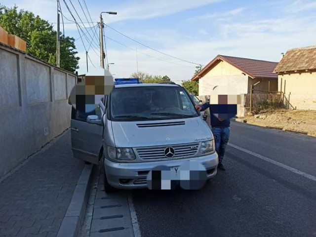Au încercat să FUGĂ din zona de CARANTINĂ prin pârâu!