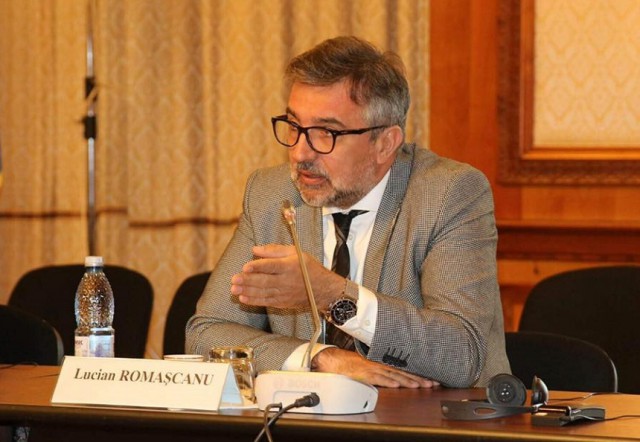 Romaşcanu: Aproape un milion de copii nu au acces în acest moment la învăţământul online