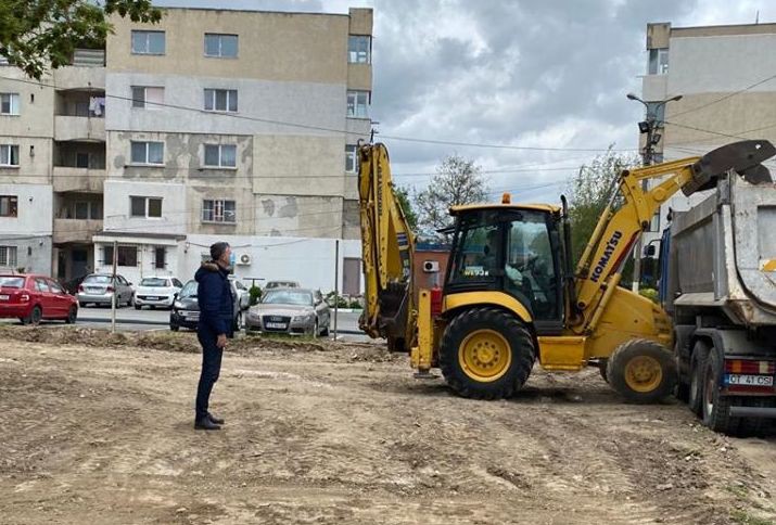 Trei noi parcuri în orașul Năvodari, finanțate cu fonduri europene Trei noi parcuri în orașul Năvodari, finanțate cu fonduri europene